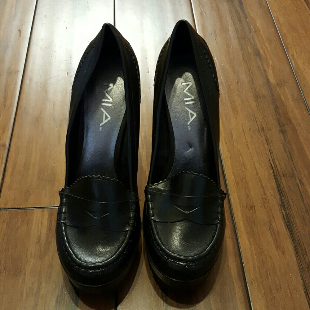 Mia high heel platform shoes
